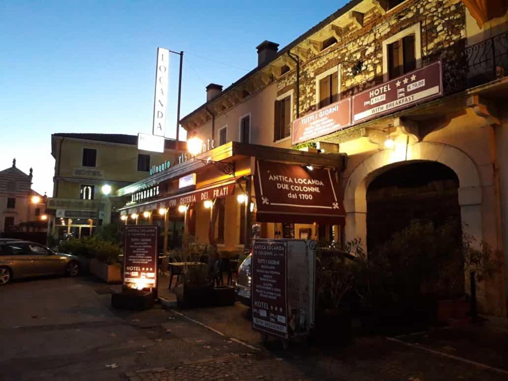 度可鲁尼酒店 圣博尼法乔 外观 照片